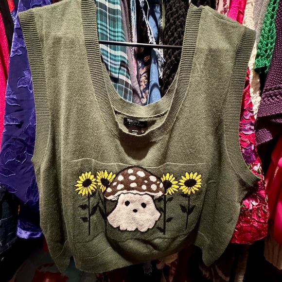 Green Knit Crop Top with Mushroom and Sunflower Design - Picture 1 of 4